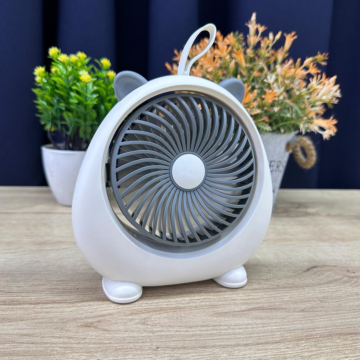 Ventilador USB de Escritorio MLS6051-B: Frescura y Comodidad en un Solo Lugar